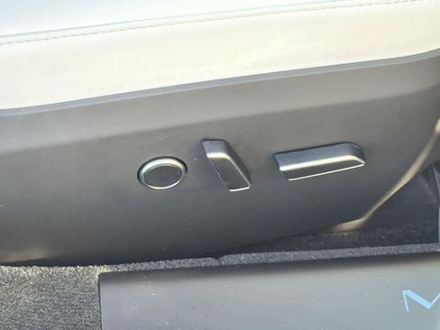 Used 2023 Tesla Model S Plaid image 36