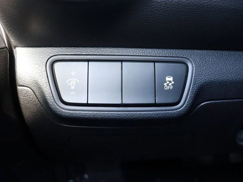 Used 2023 Kia Forte LXS image 22