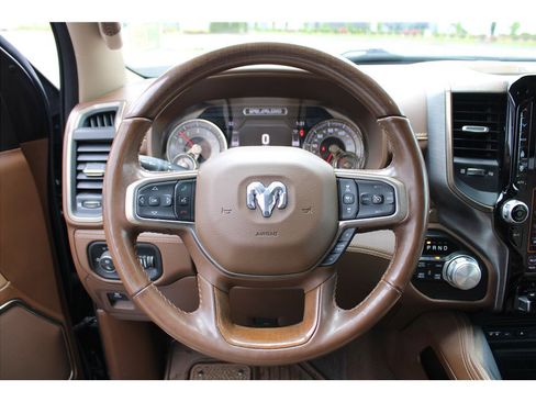 Used 2019 RAM 1500 Limited AWD/4WD image 18