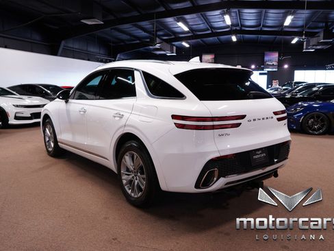 Used 2022 Genesis GV70 2.5T image 5