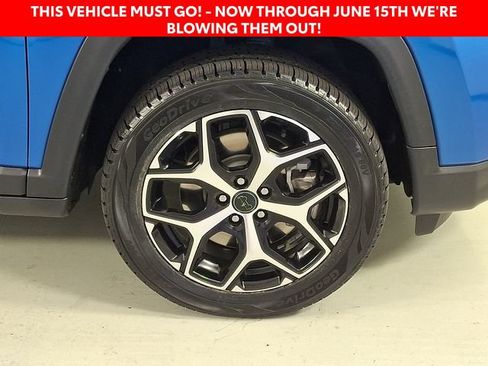 Used 2025 Jeep Compass Limited AWD/4WD image 9