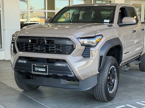 New 2026 Toyota Tacoma TRD Off-Road AWD/4WD image 3