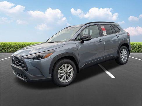 New 2026 Toyota Corolla Cross L FWD image 8