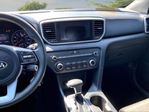 Used 2020 Kia Sportage LX FWD image 9