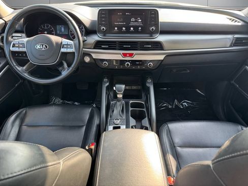 Used 2020 Kia Telluride S w/ S 8 Passenger Seating Package AWD/4WD image 12