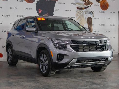 Used 2026 Kia Seltos LX image 18