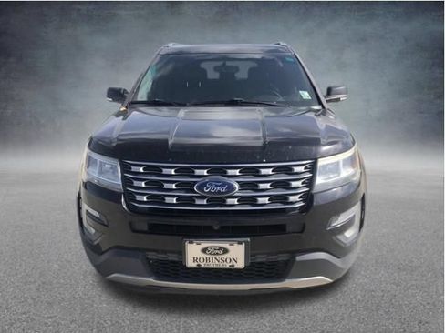 Used 2016 Ford Explorer Limited FWD image 3