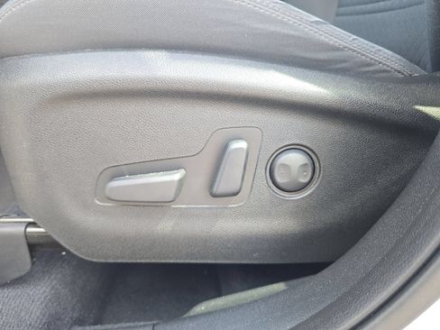 Used 2019 Kia Sorento FWD w/ LX Convenience Package image 16
