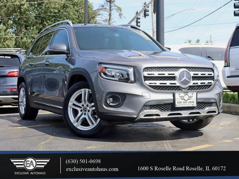 Used 2020 Mercedes-Benz GLB 250 4MATIC image 1