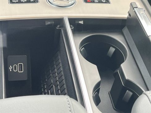 New 2025 Lincoln Navigator Reserve w/ Jet Appearance Package image 22