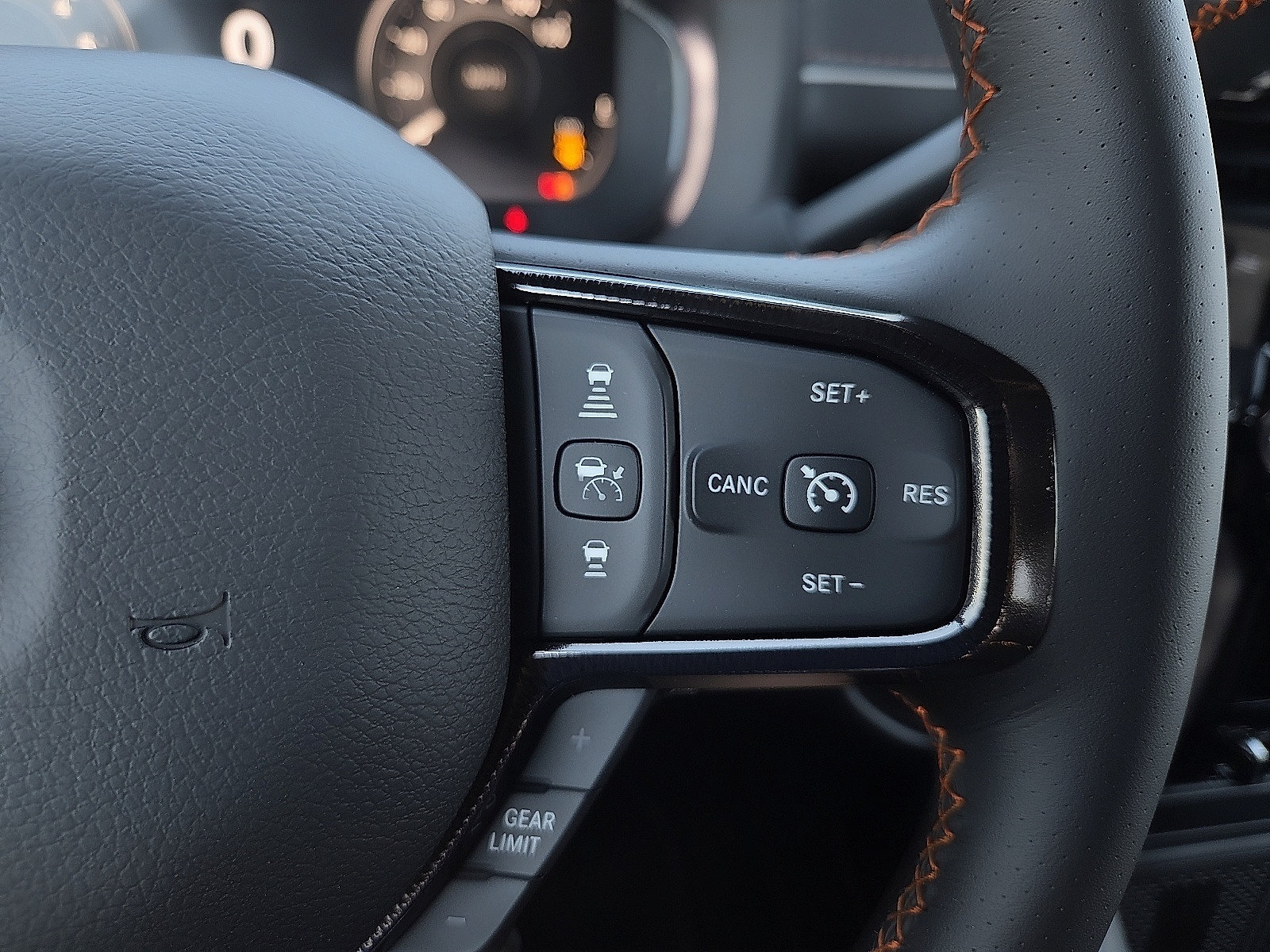 New 2027 RAM 2500 4x4 Crew Cab image 17