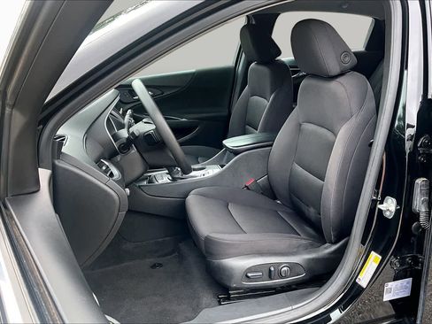 Used 2024 Chevrolet Malibu LT FWD image 8
