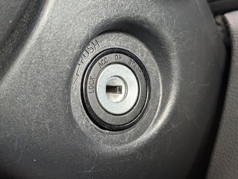 Used 2022 Toyota Corolla LE image 18