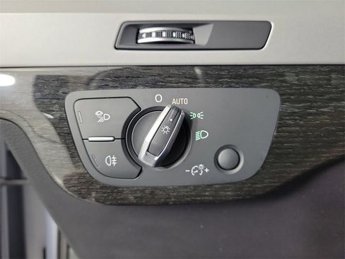 Used 2019 Audi Q7 2.0T Premium Plus w/ Premium Plus Package image 30