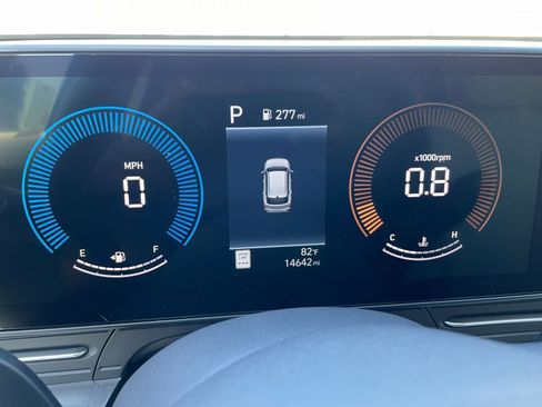 Used 2025 Hyundai Kona SEL image 42