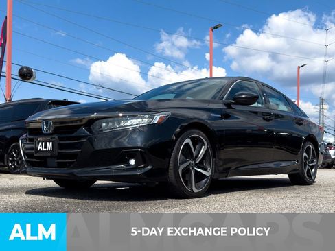 Used 2022 Honda Accord Sport image 3