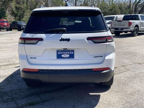 Used 2025 Jeep Grand Cherokee L Limited w/ Luxury Tech Group II image 4