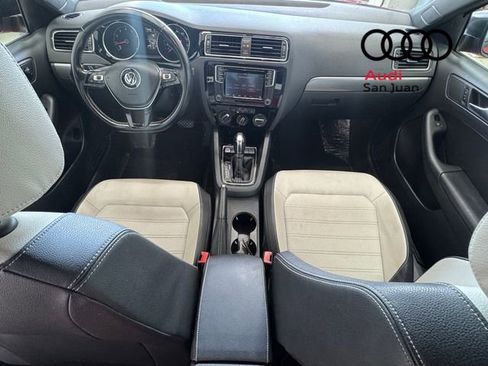 Used 2016 Volkswagen Jetta Sport FWD image 25