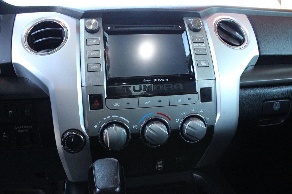 Used 2018 Toyota Tundra SR5 w/ SR5 Upgrade Package AWD/4WD image 9