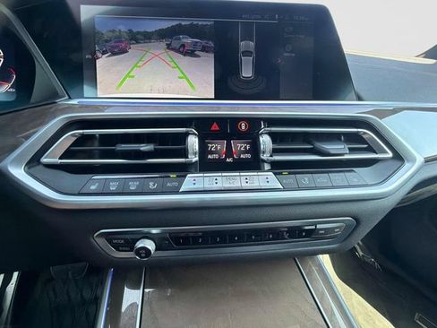Used 2022 BMW X5 xDrive40i w/ M Sport Package AWD/4WD image 28