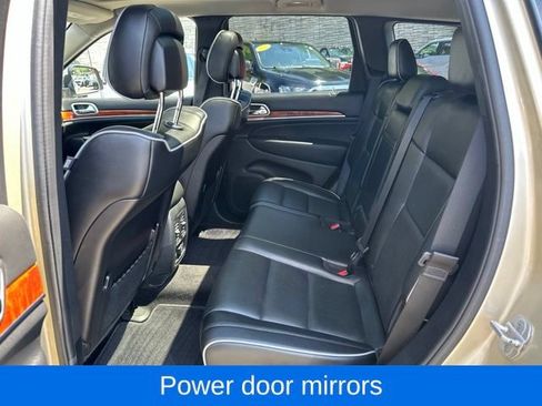 Used 2011 Jeep Grand Cherokee Overland AWD/4WD image 36