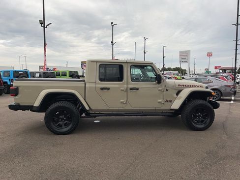Used 2020 Jeep Gladiator Mojave image 8