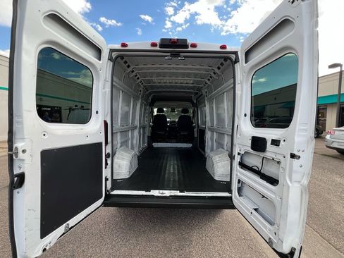 Used 2021 RAM ProMaster 2500 image 15