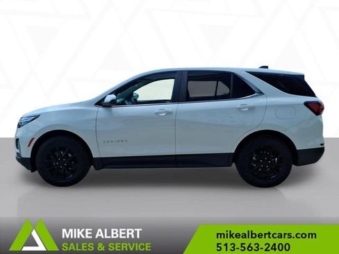 Used 2022 Chevrolet Equinox LT w/ Driver Convenience Package AWD/4WD image 4