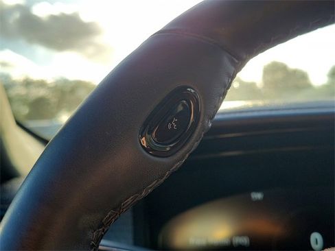 Certified 2022 Lincoln Aviator Black Label w/ Dynamic Handling Package image 15