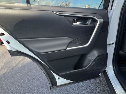 Used 2024 Toyota RAV4 AWD Hybrid image 17
