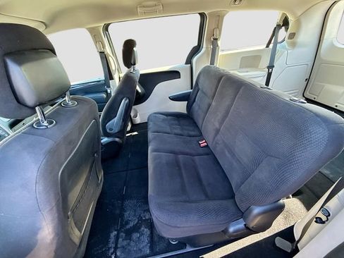 Used 2014 Dodge Grand Caravan American Value Package image 19