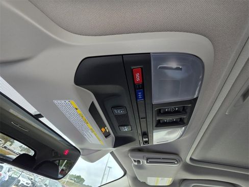 Used 2023 Subaru Crosstrek 2.5i Limited w/ Moonroof Package image 30