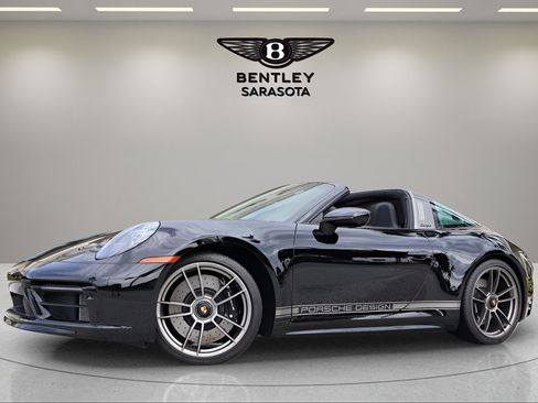 Used 2024 Porsche 911 AWD/4WD image 2