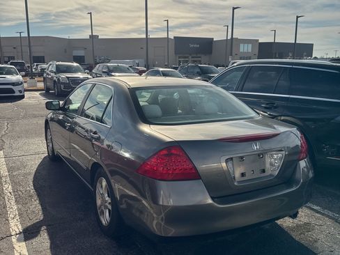 Used 2007 Honda Accord EX image 4
