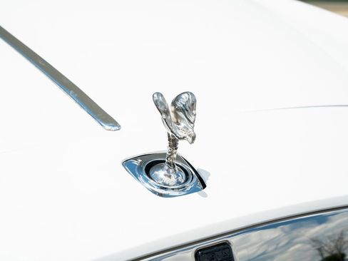 Used 2010 Rolls-Royce Ghost RWD image 7