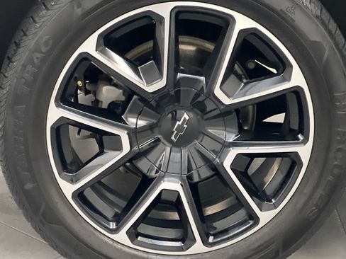 Used 2024 Chevrolet Suburban RST image 69