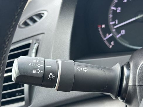 Used 2015 Acura RDX AWD image 23
