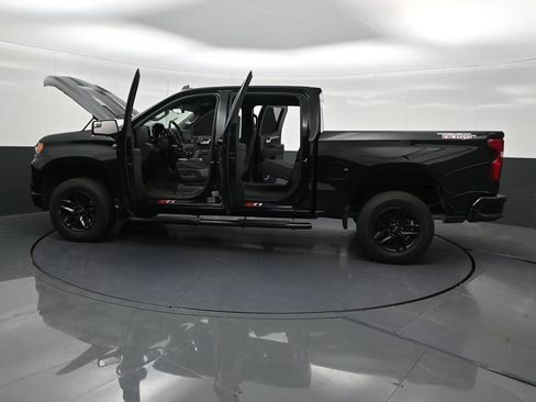 Used 2022 Chevrolet Silverado 1500 LT Trail Boss AWD/4WD image 33