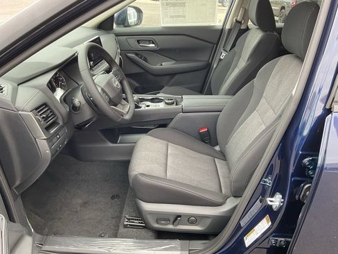 New 2026 Nissan Rogue SV w/ Cold Weather Package AWD/4WD image 10