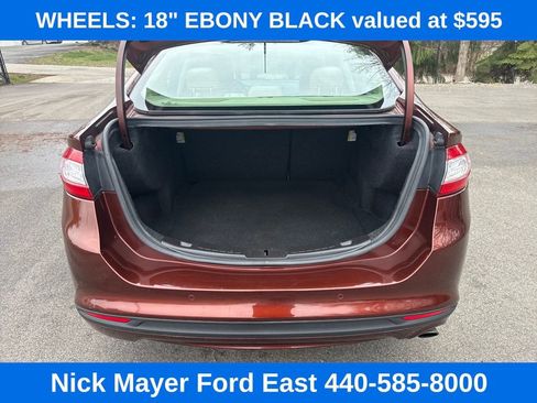 Used 2016 Ford Fusion SE w/ Equipment Group 202A image 8