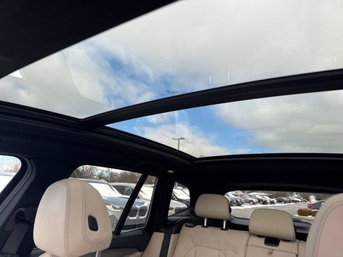 Used 2018 BMW X3 M40i image 19