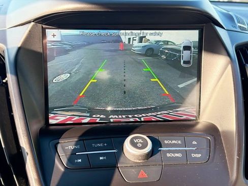 Used 2018 Ford Escape SEL image 14