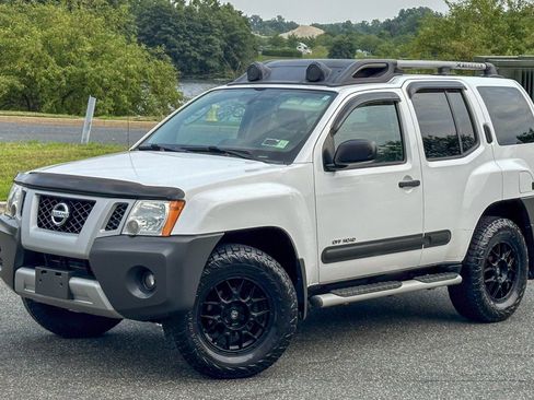 Used 2010 Nissan Xterra Off-Road w/ Protection Pkg A AWD/4WD image 4