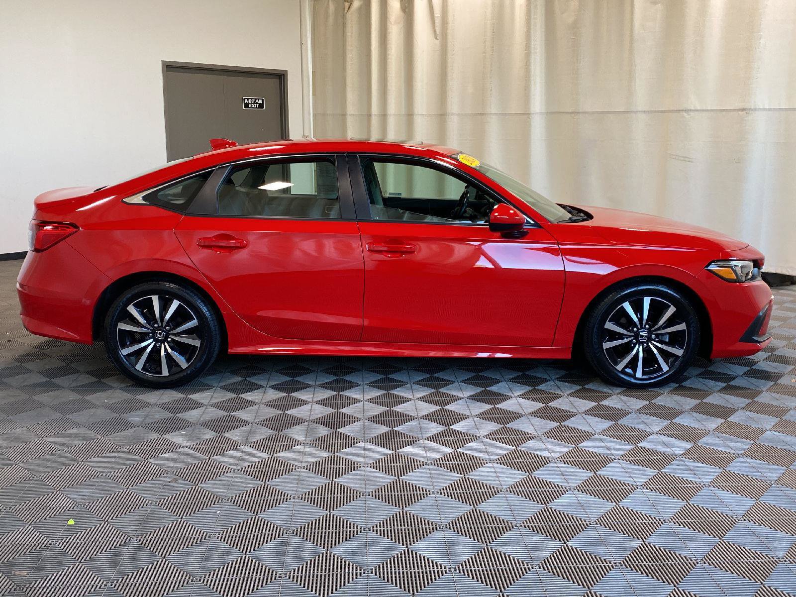 Used 2024 Honda Civic EX image 8