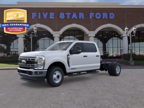 New 2026 Ford F350 XL w/ XL Chrome Package image 2
