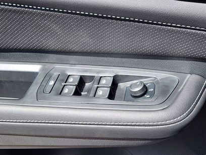 New 2025 Volkswagen Atlas Peak Edition SE