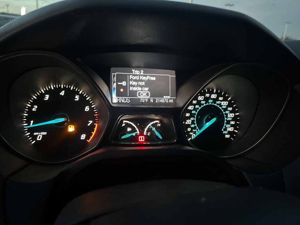 Used 2012 Ford Focus Titanium FWD image 12