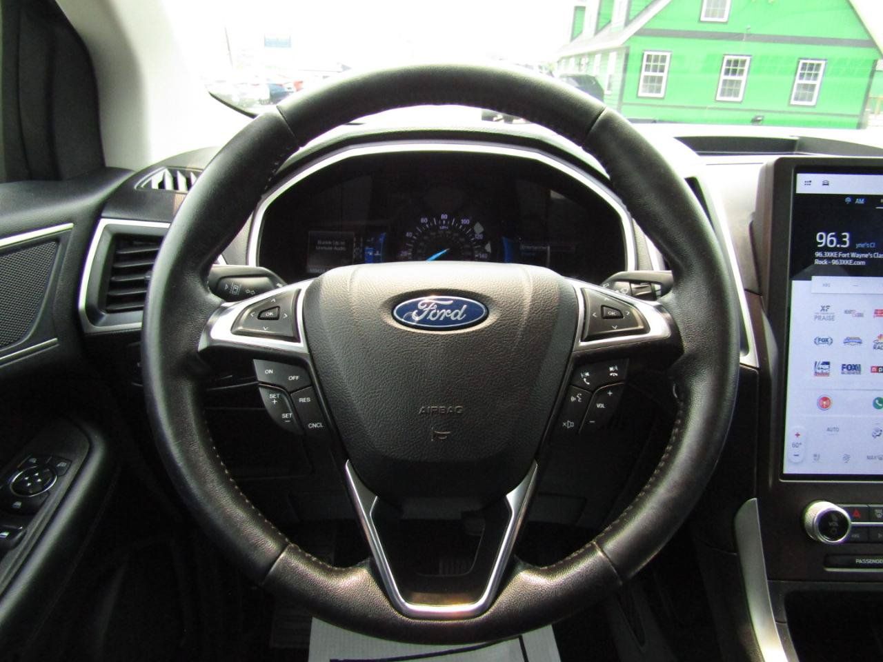 Used 2021 Ford Edge SEL w/ Convenience Package AWD/4WD image 15