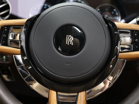 Used 2022 Rolls-Royce Ghost w/ Ghost Package AWD/4WD image 30