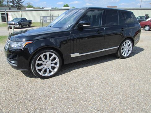 Used 2016 Land Rover Range Rover Supercharged image 2